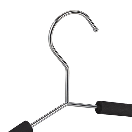 12 pcs. clothes hangers