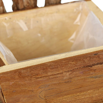2 beehives with built-in flower box