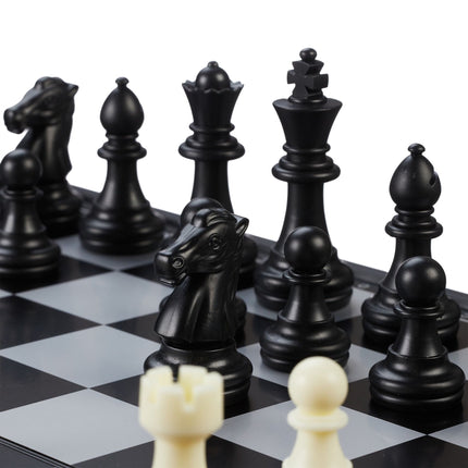3-in-1 magnetic chess set