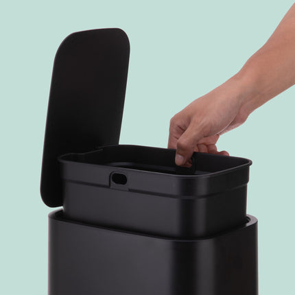 7L Square Pedal Bin – Plastic, Soft-Close Lid