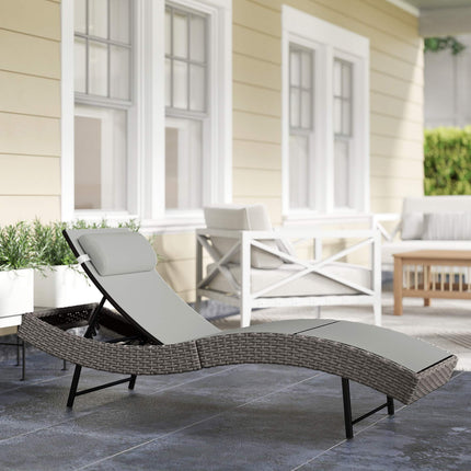 Adjustable Outdoor Sun Lounger with Breathable Mesh