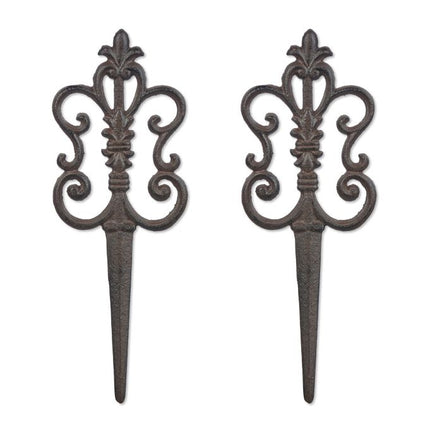 Antique garden plug set of 2