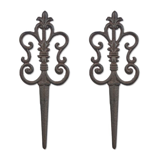 Antique garden plug set of 2