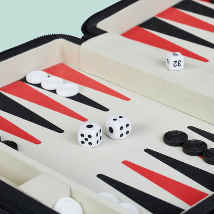 Backgammon travel game