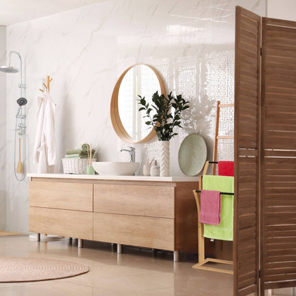 Bamboo towel rail