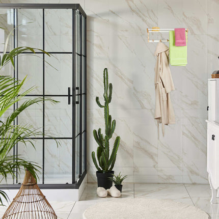 Bamboo towel rail for the wall