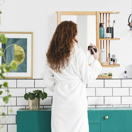 Bamboo wall shelf with mirror