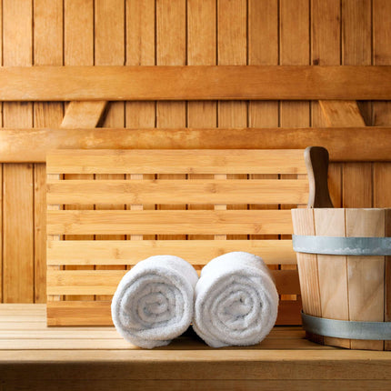 Bath mat in natural bamboo