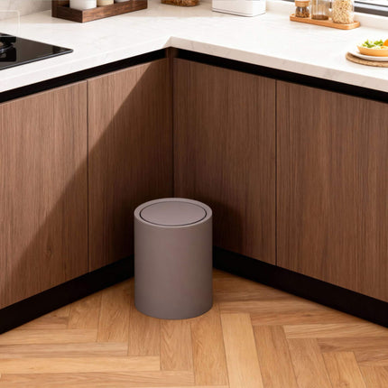 Bathroom Bin with Swing Lid, 6L Plastic