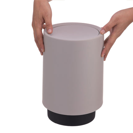 Bathroom Bin with Swing Lid, 6L Plastic