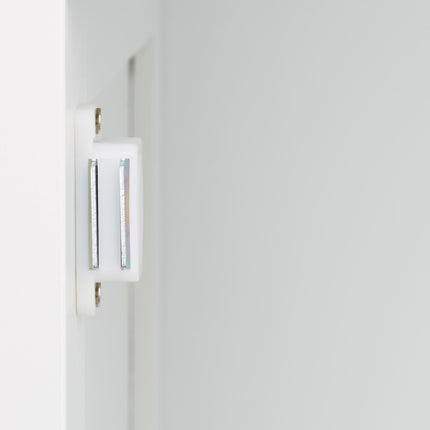 Bathroom cabinet with 3 compartments