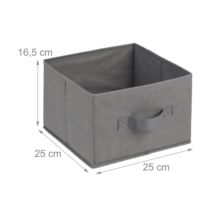 Bathroom shelf with 3 baskets