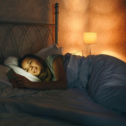 Bedside lamp with touch function
