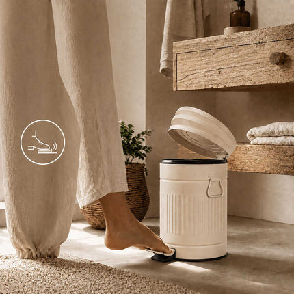 Beige Retro Bathroom Pedal Bin, 5L Capacity, Soft-Close Lid
