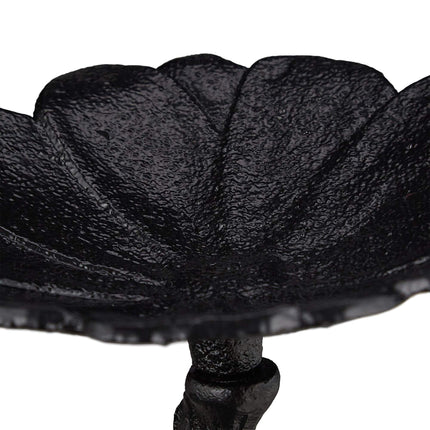 Bird bath in cast iron for the wall