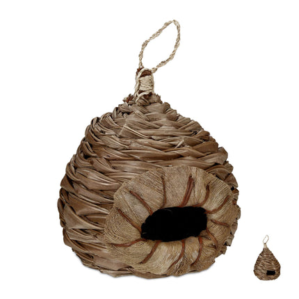 Bird nests in different designs