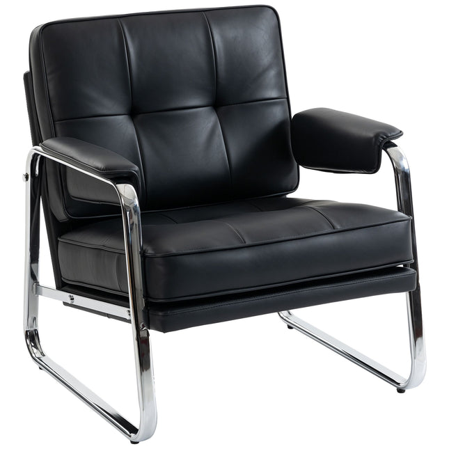 Zwarte fauteuil van imitatieleer met armleuningen en stalen poten.