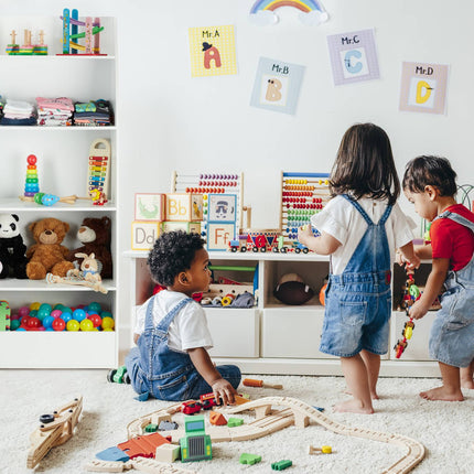 Bookshelf Children white