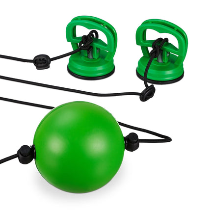 Boxing with reflex balls
