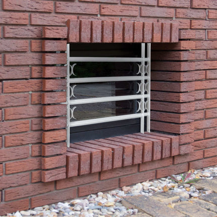 Burglary protection with extendable window grill
