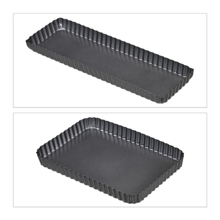 Cake tin with lifting base set of 2