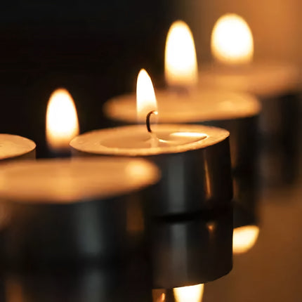 Candles / tea lights 4h - set of 100 pieces