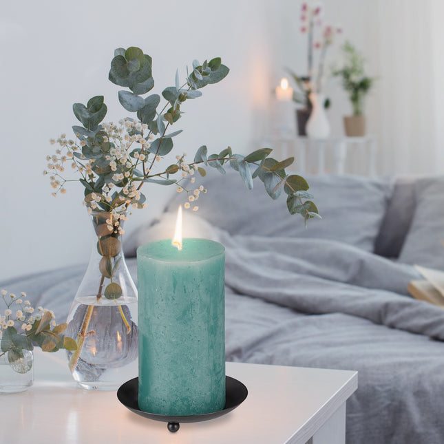 Candlesticks with pillar candles, 4 pcs