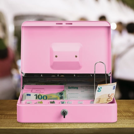 Cash drawer with lock