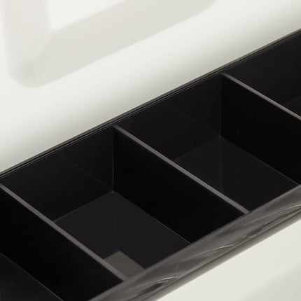 Cash drawer with lock