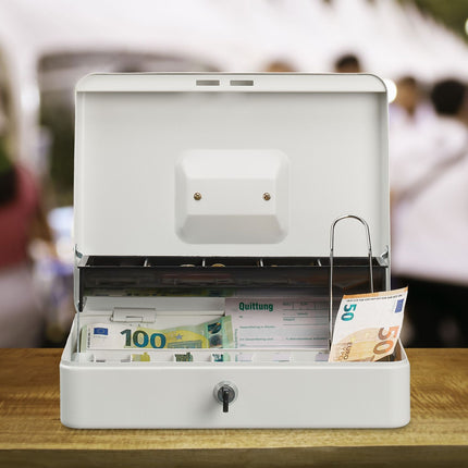 Cash drawer with lock