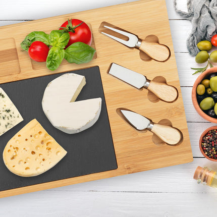 Cheese board set with 3 cheese knives