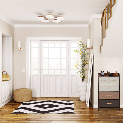 Chest of drawers verse. Design