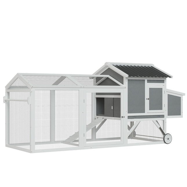 Mobile Chicken Coop - Winter hardy spruce, grey/white
