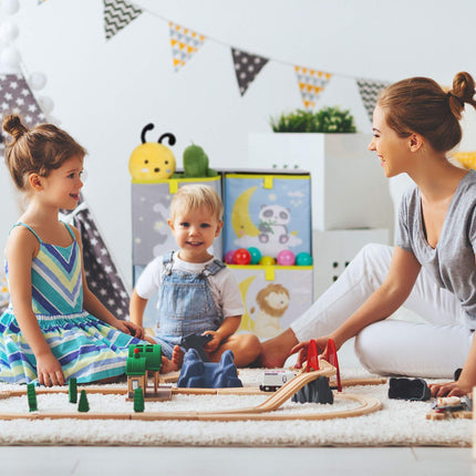 Children's shelf with drawers