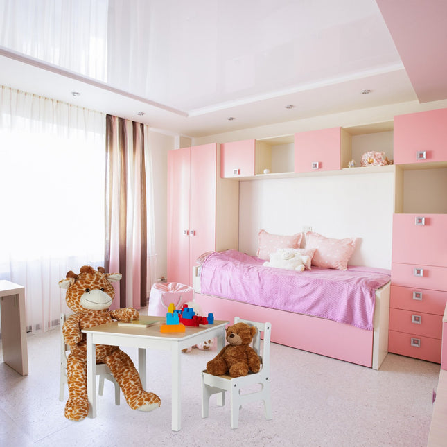 Children's table with 2 chairs