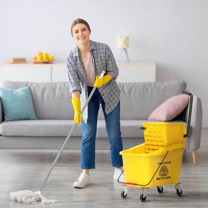 Cleaning trolley with 36L bucket and mop for building