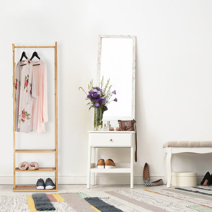 Clothes hanger in bamboo with 3 shelves