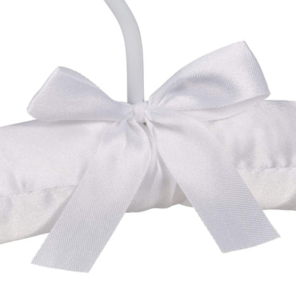 Clothes hanger in satin