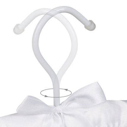 Clothes hanger in satin