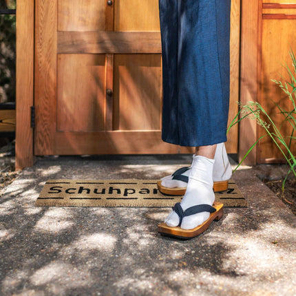 Coconut door mat shoe parking lot narrow