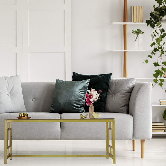 Coffee table in black and gold