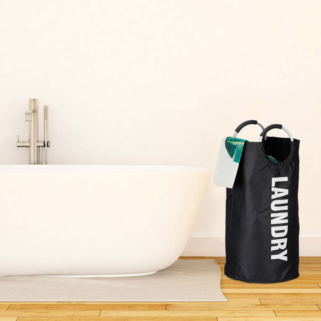 Collapsible laundry basket with handle