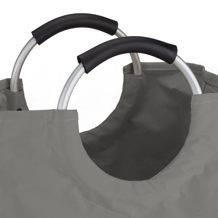 Collapsible laundry basket with handle