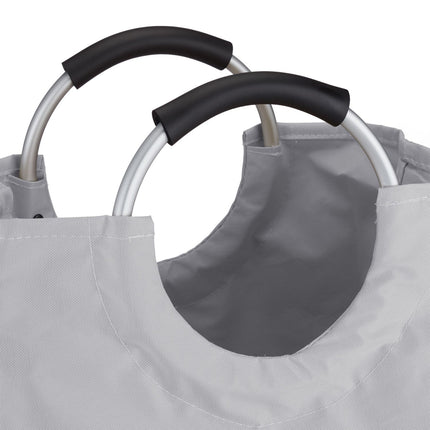Collapsible laundry basket with handle