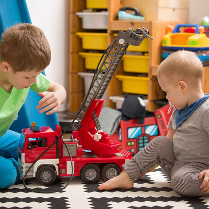 Collapsible toy box with storage space