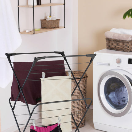 Collapsible washing rack with 50 clips