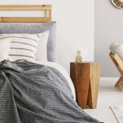 Concrete table lamp