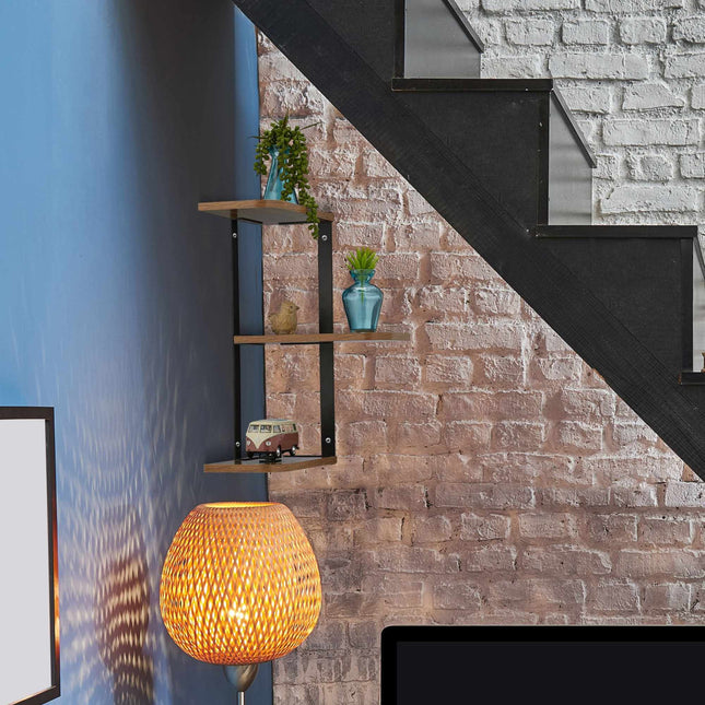 Corner shelf wall