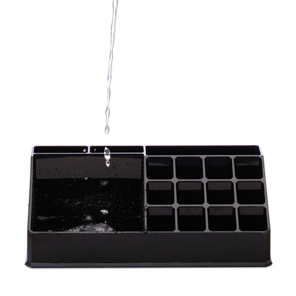 Cosmetic holder in acrylic