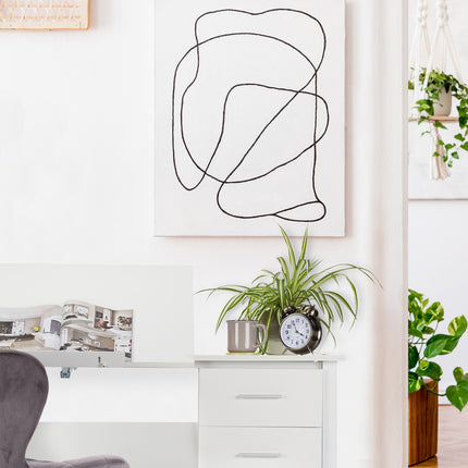 Coverable desk